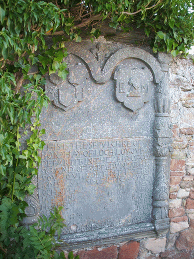 Photo of a memorial to one of the Hays of Lochloy
