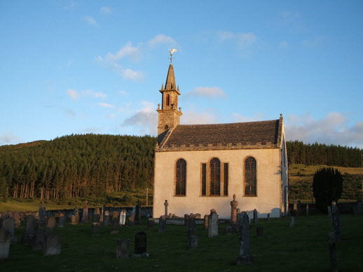 Photo of Daviot church.